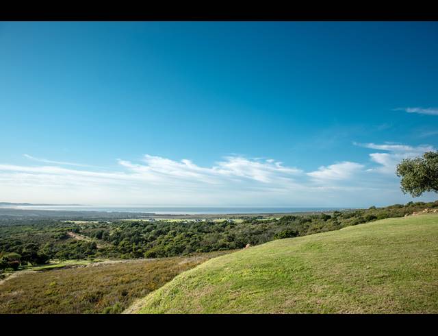 2,500M² VACANT LAND FOR SALE IN KABELJAUWS